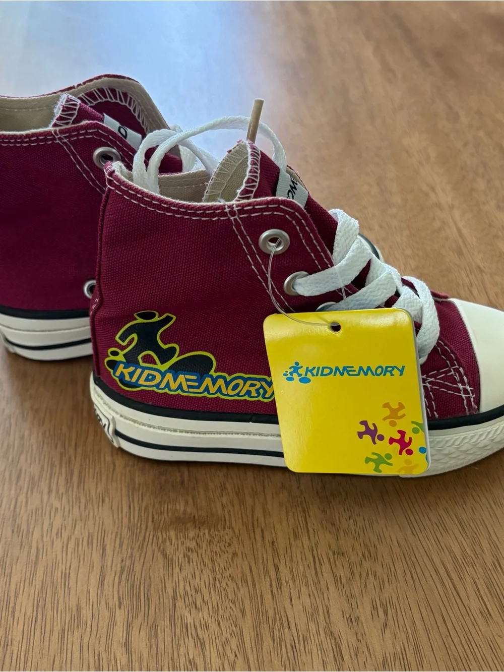 Kidmemory Kids' High-Top Canvas Sneakers in Burgundy 10 NWT